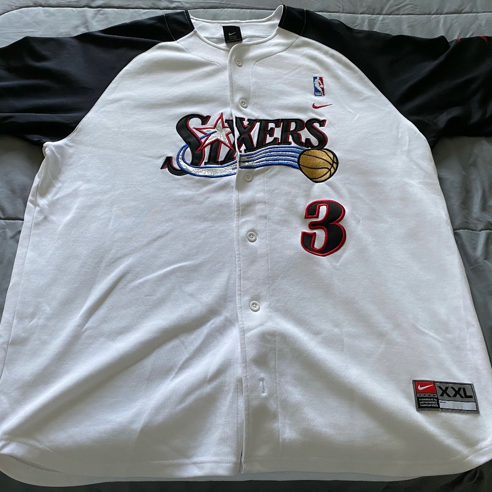 Allen Iverson - Sixers - white button Jersey